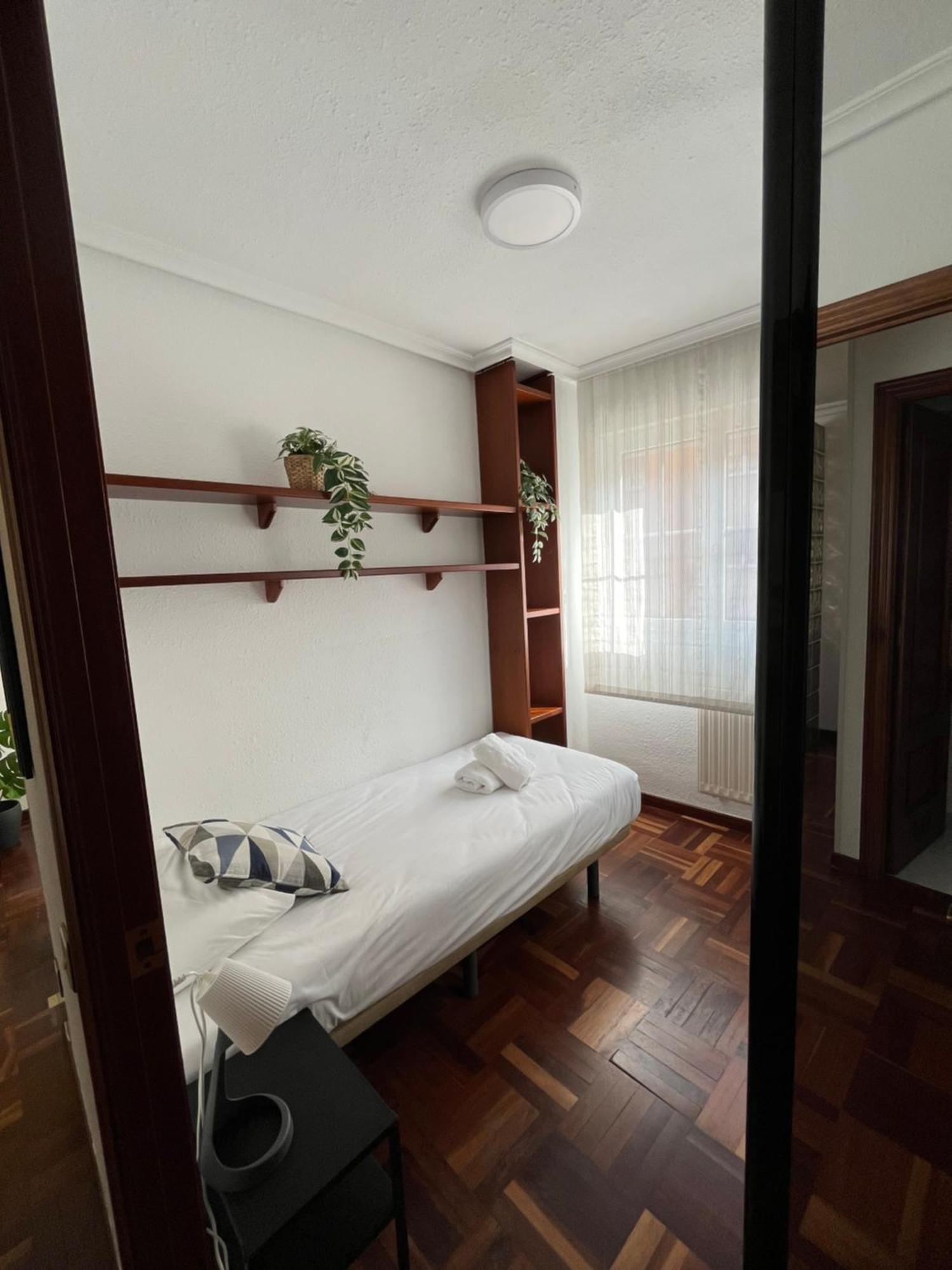 630A Apto Moderno Y Equipado Oviedo Exterior photo